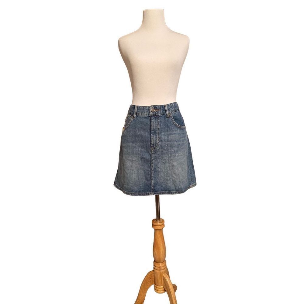 Vintage GAP medium wash jean skirt size 10
